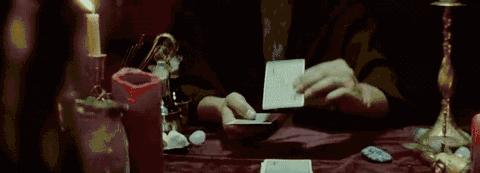 塔罗牌测试默念某人名字,塔罗占卜默念ta的名字