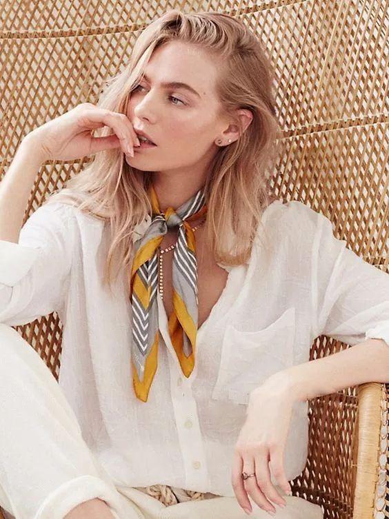 法国女人丝巾精致,法国女人丝巾优雅