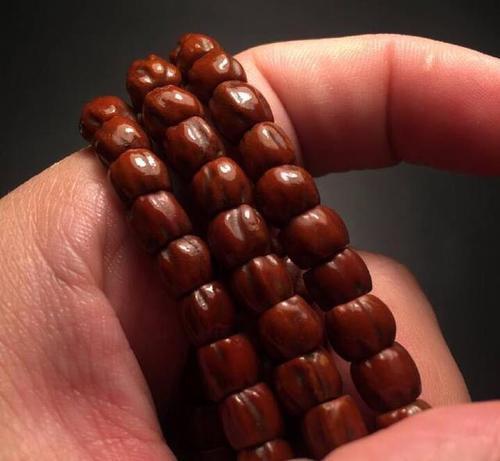 文玩手串怎么保养,玉石手串不佩戴时如何保养