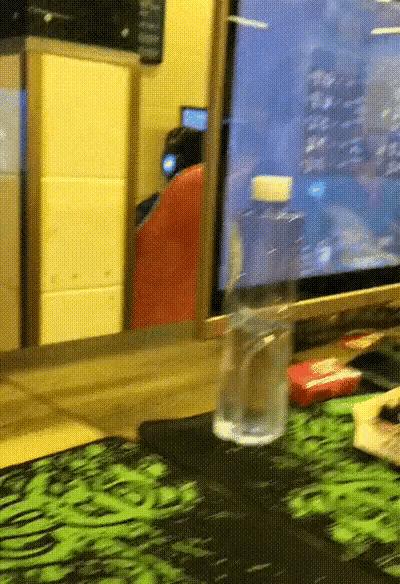 动图搞笑瞬间,遇事不要慌搞笑动图