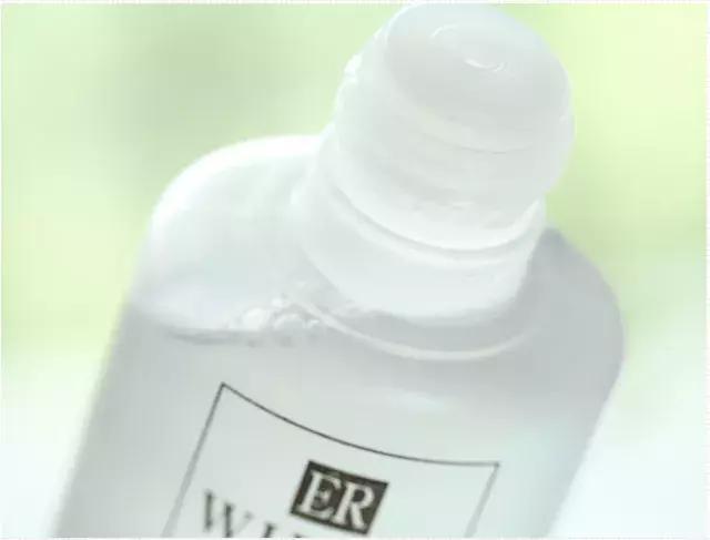 大创美白精华和雪肌精哪个好,大创美白精华