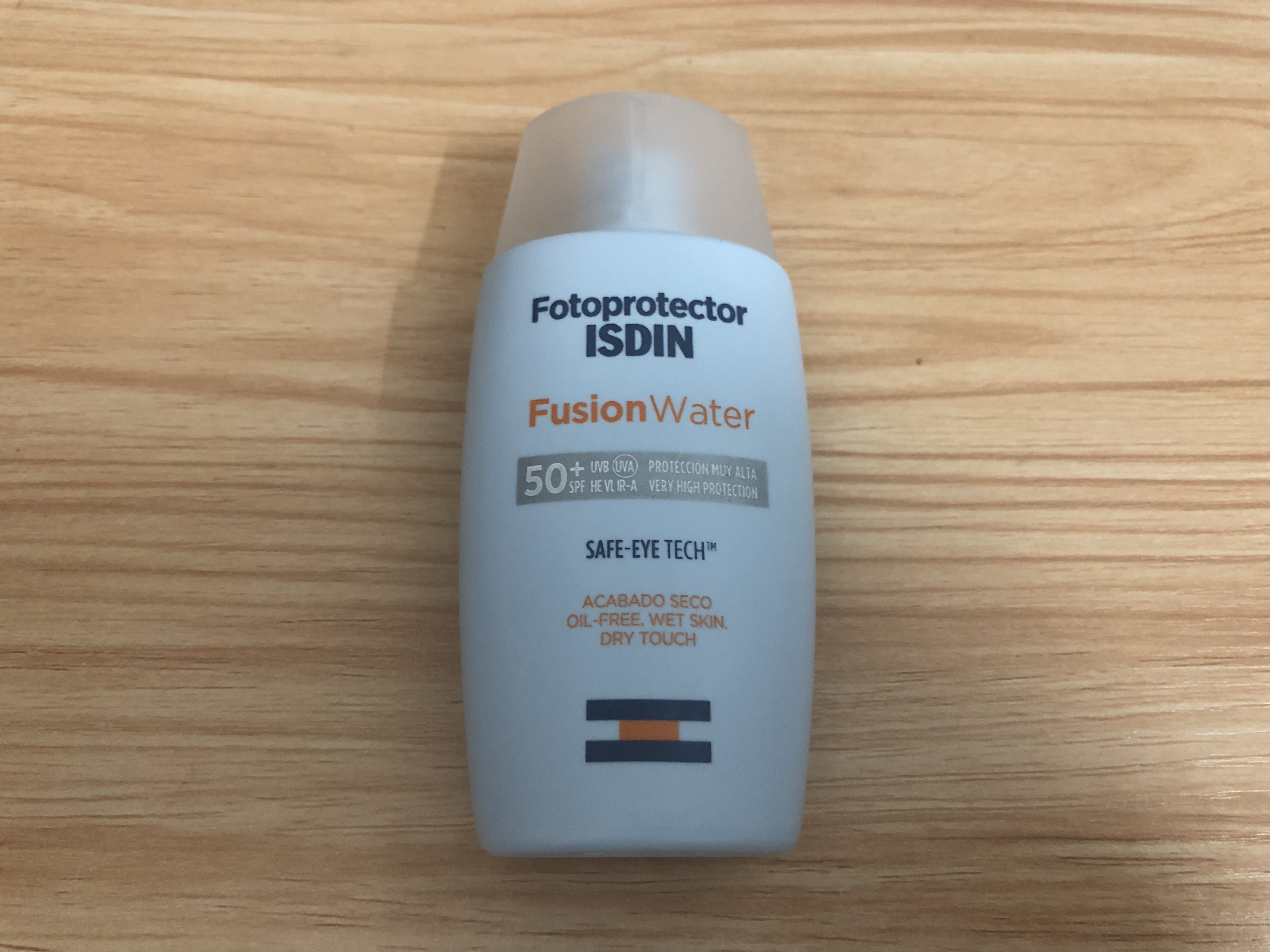 4款防晒霜，便宜又好用，上脸不黏糊