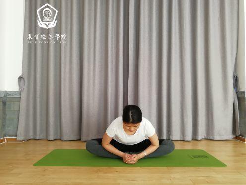 疏通膀胱经络排毒瑜伽,肾经膀胱瑜伽动作