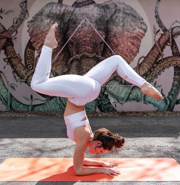 背部美背的正确方法,女性怎么练背让背变得好看又薄