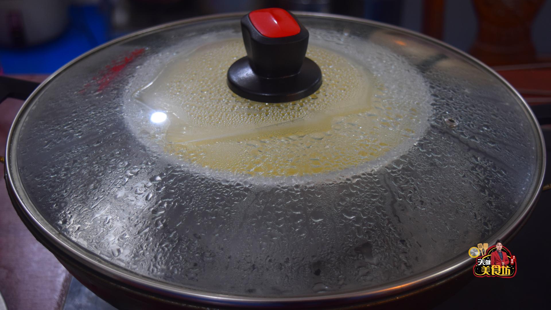 蛋糕最近火了，教你在家做蒸蛋糕，蓬松暄软不塌陷不开裂，零失败