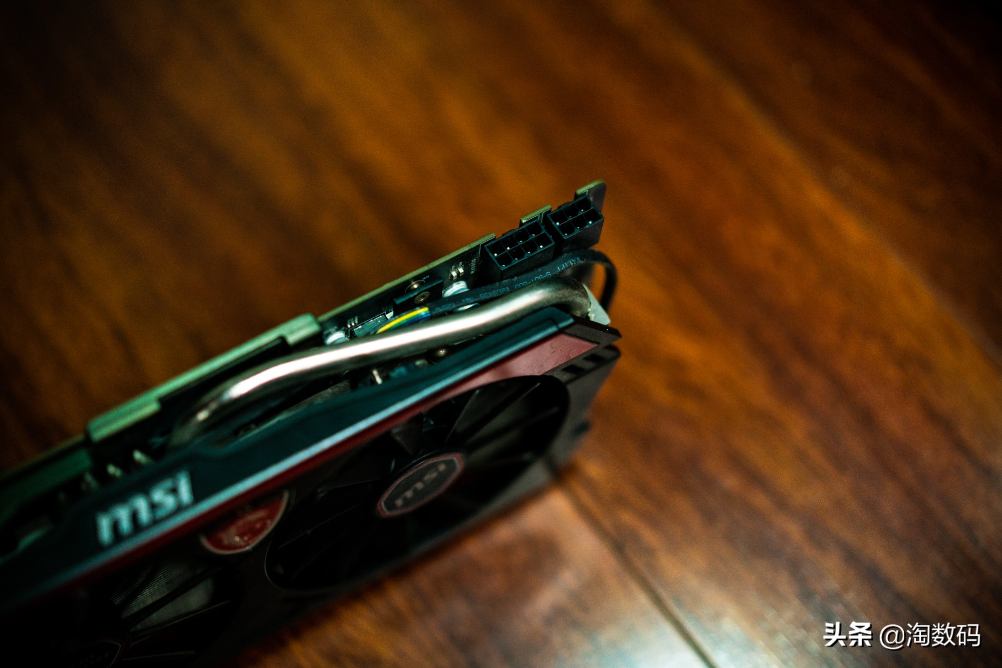 少年曾经的梦想:箱底翻出一张MSI微星R9280X红龙显示卡再战江湖