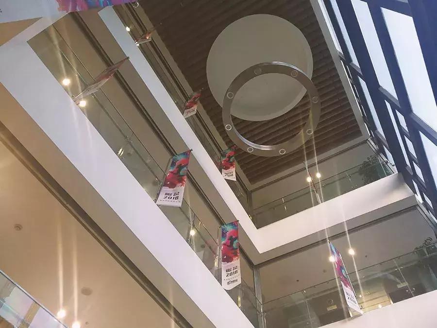 基本工资低于5000,基本工资不到4000