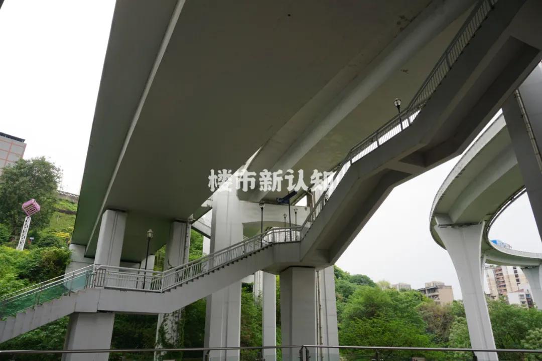 重庆3号线怎样换乘到1号线,重庆3号线全线体验