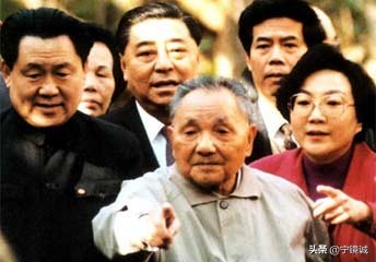 顺丰创始人王卫的故事,顺丰快递老板王卫一年收入多少钱