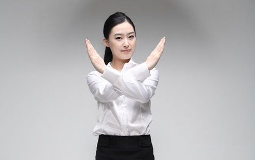 是亲热？还是猥亵？做父母的都应该警惕这4点