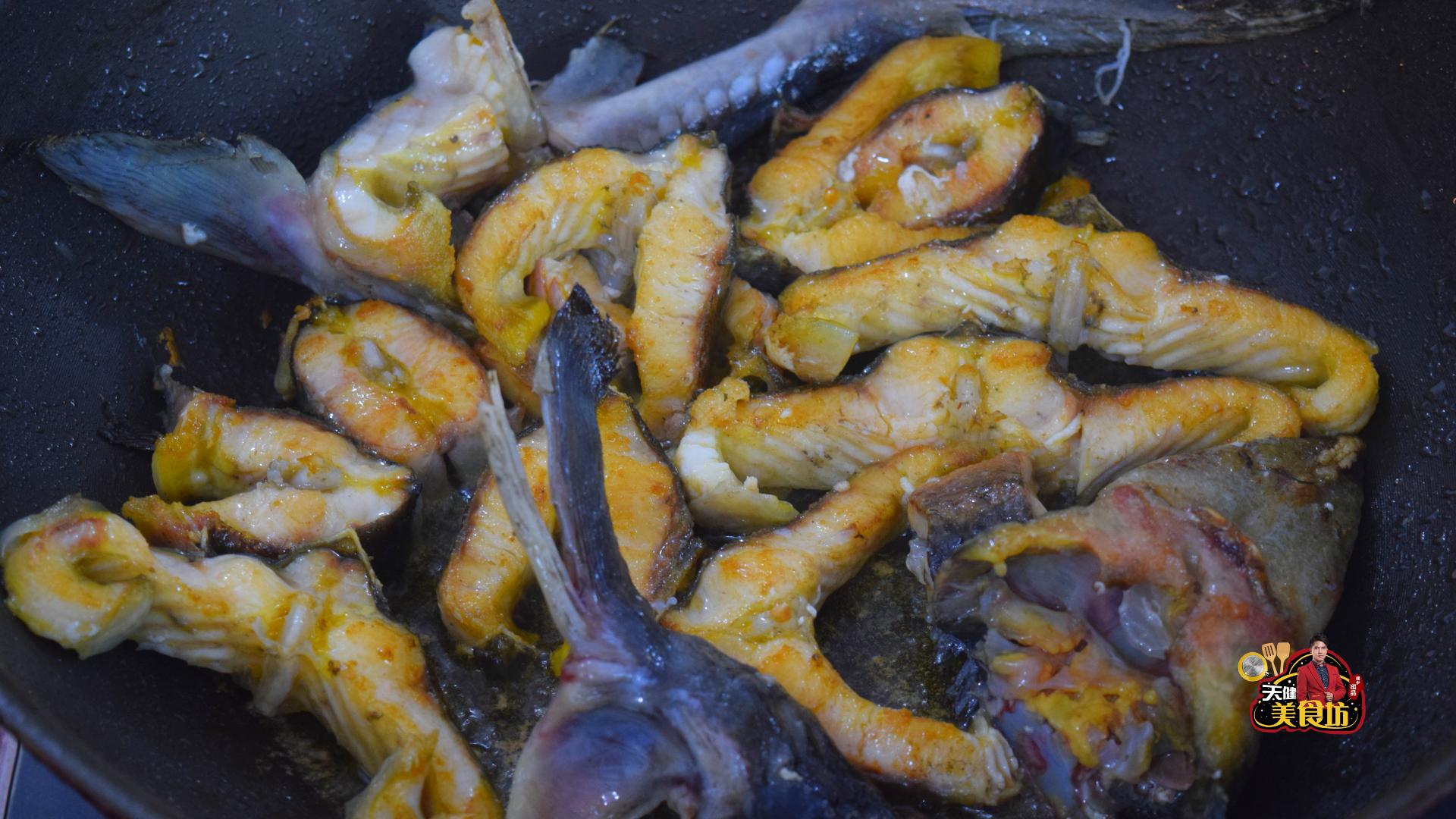 用蒸烤箱清蒸鲟鱼的做法视频,鲟鱼可以蒸着吃吗