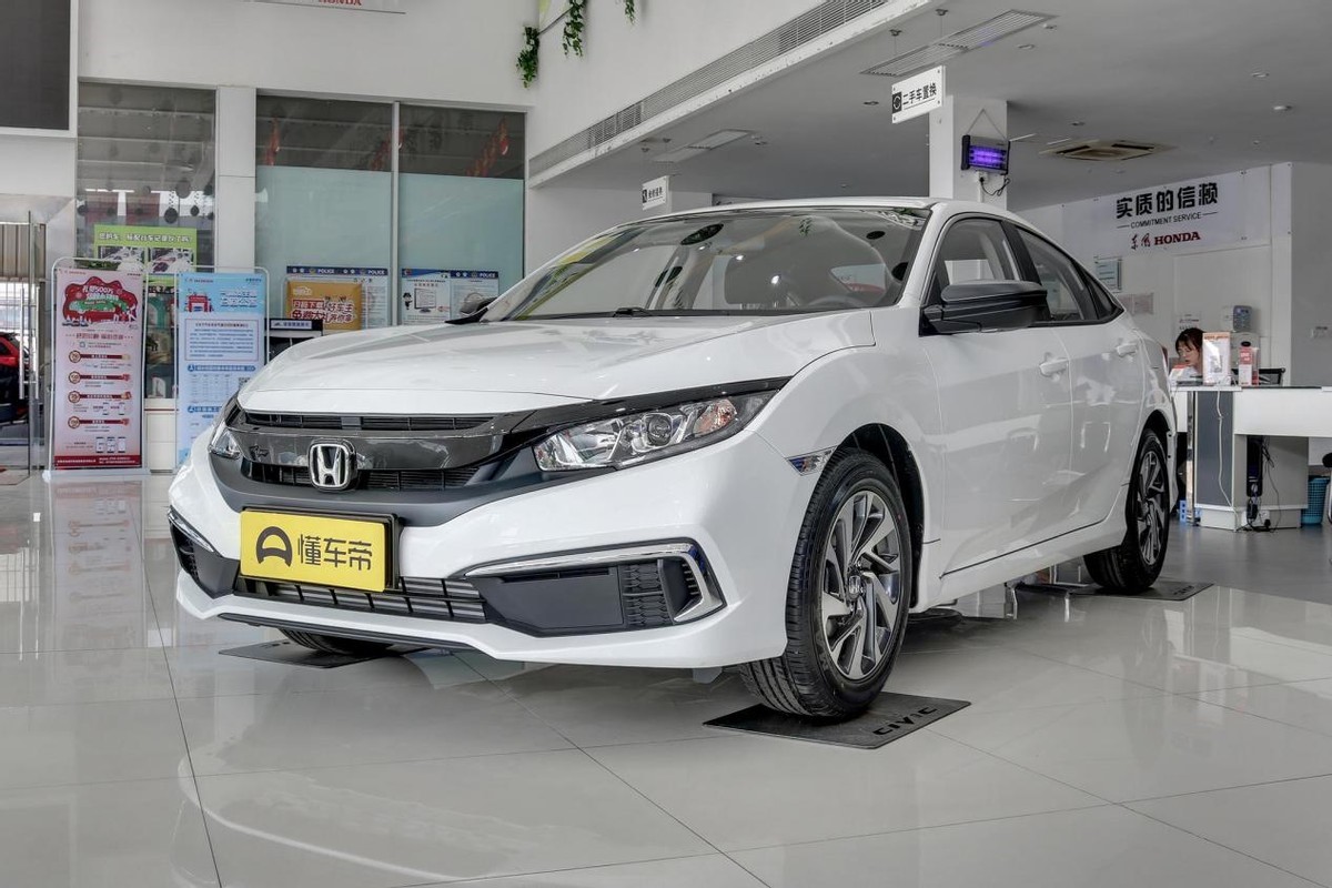 16款本田思域座位下怎么有点生锈,本田思域车会生锈吗