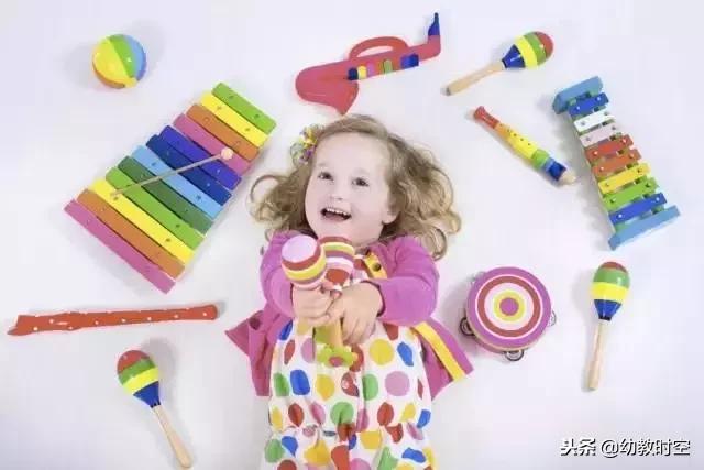 幼儿园过马路安全教育儿歌,幼儿园安全教育儿歌手势舞