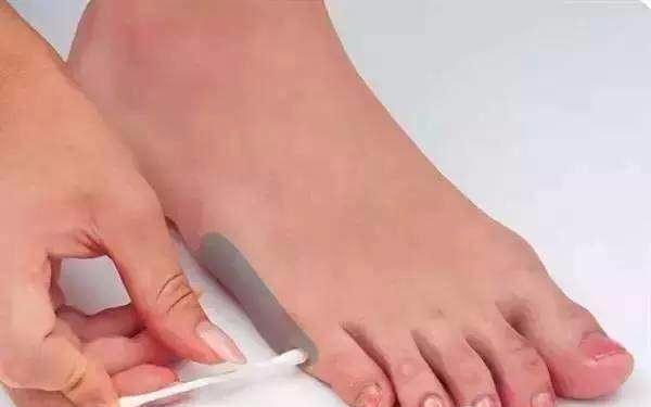 一个小妙招全身的痛都能治,一根棉签的效果视频