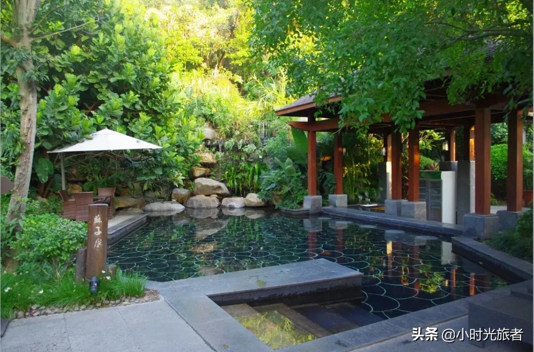 惠州又一避世乌托邦，泡“岭南第一汤”，瀑布无边泳池，如诗如画