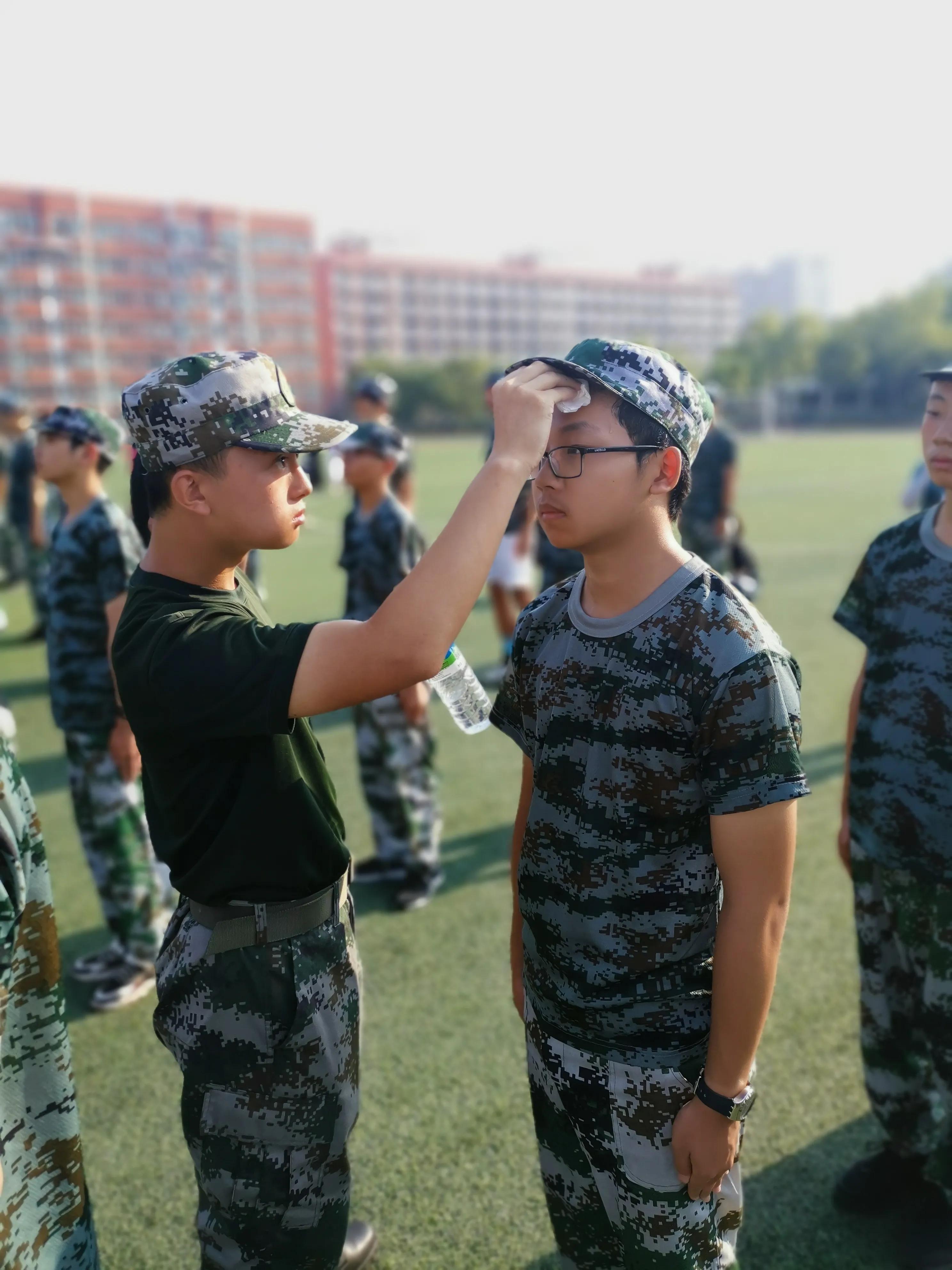 军训日记共五天,蓝山学校的军训日记
