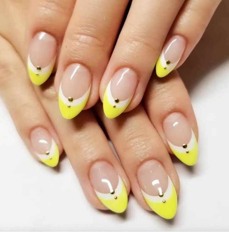 法式美甲怎么做好看,经典法式美甲的做法