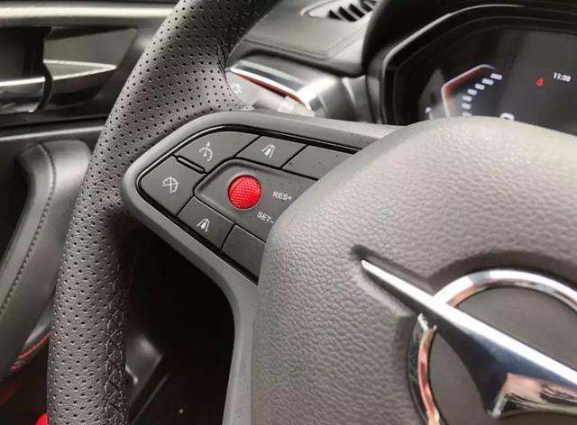 海马8S，全系1.6T高功引擎，配独悬7.8S破百，可品牌已经落寞