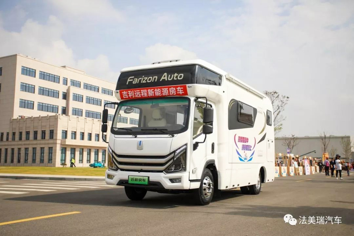 新房车大全20-30万的c型房车,轻卡房车跟c型房车的对比