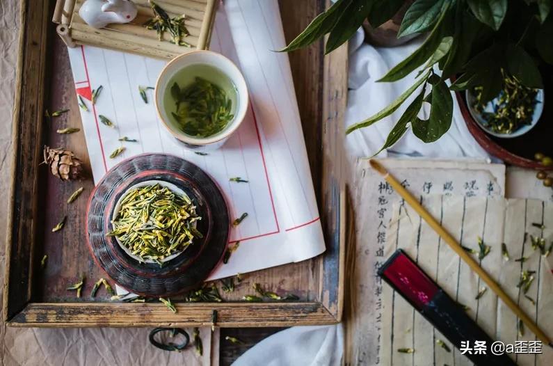 夏天如何进补又不上火呢,夏季祛湿降火的方子