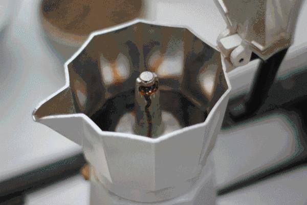 手冲咖啡壶挑选,如何挑选不插电的咖啡壶