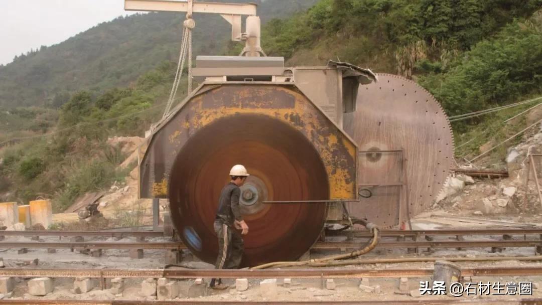 景观石材质有哪些,景观石材基本知识