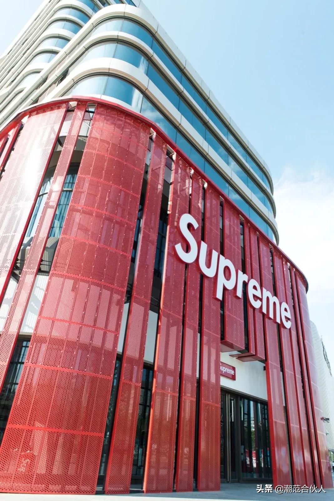 supreme冒牌品牌,假的supreme一眼能看出来吗