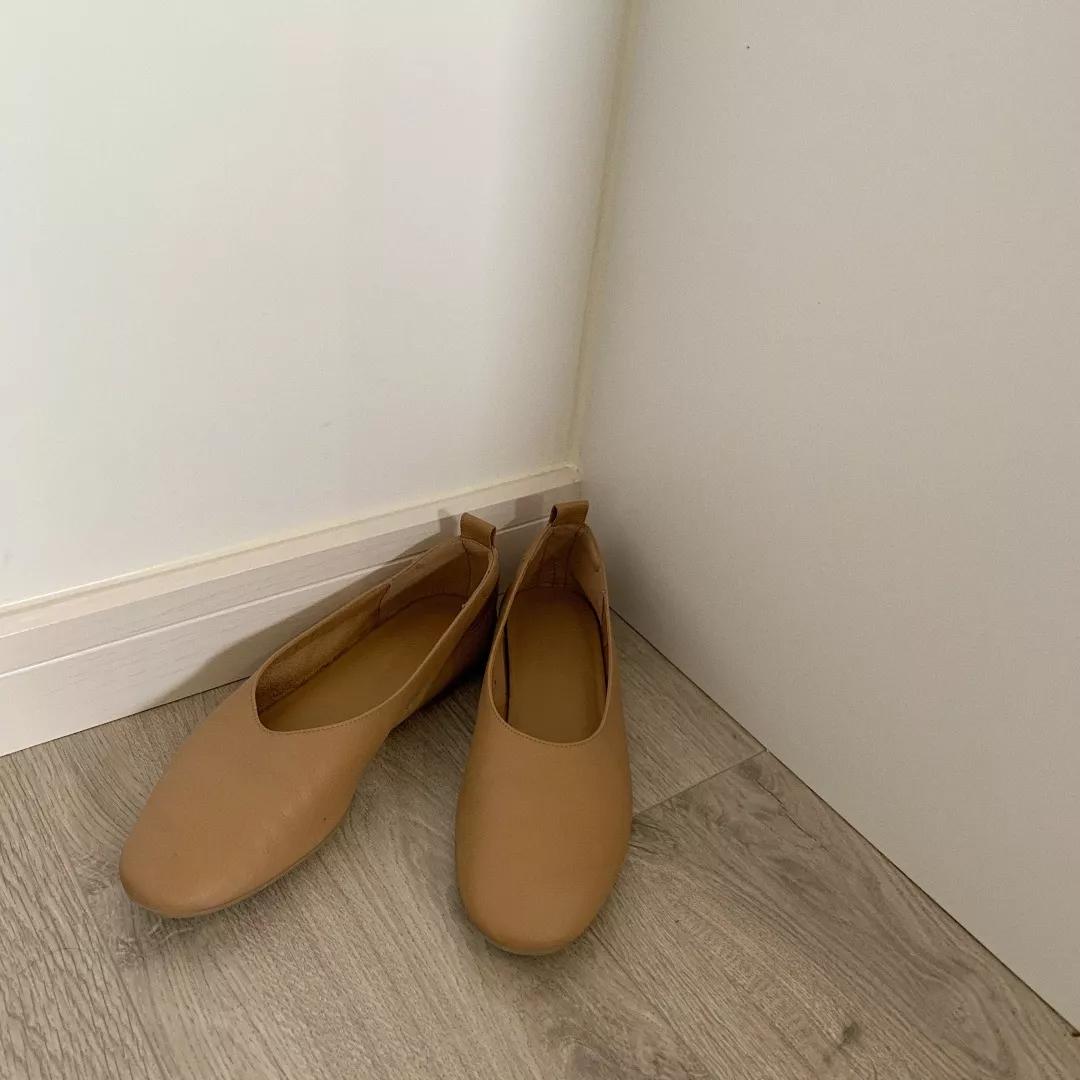 终于买到一双合适的鞋子,终于买到合适的鞋