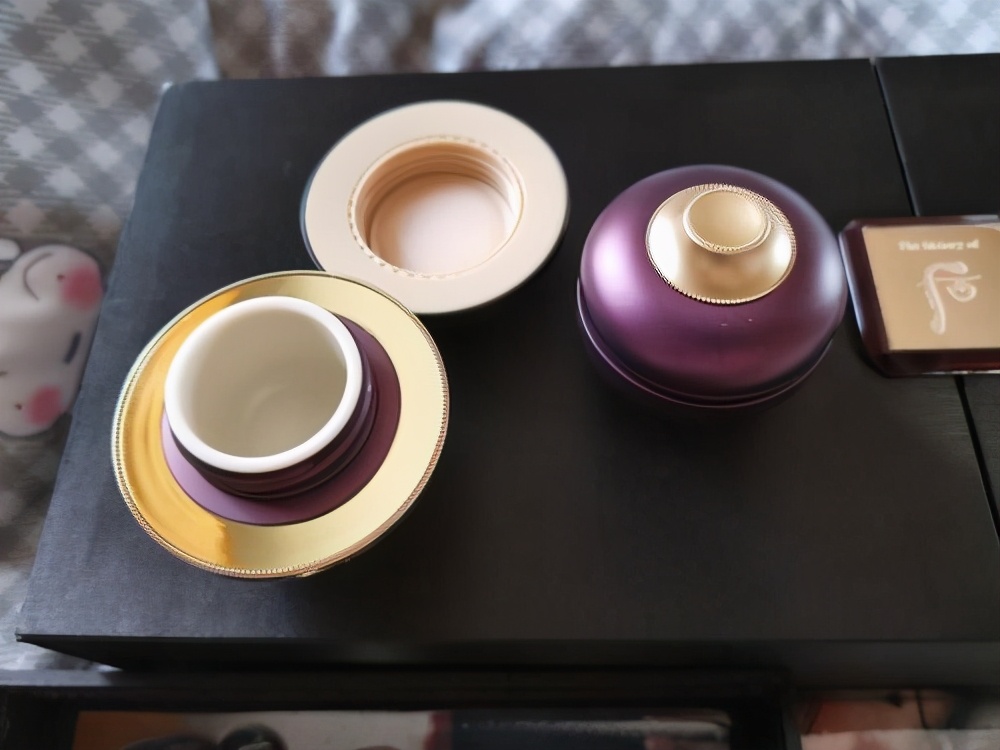 适合中老年人用的平价护肤品,适合中老年女性的护肤品牌