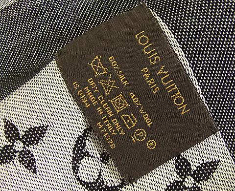 lv围巾真假辨别图,如何鉴定新款lv羊绒围巾的真假