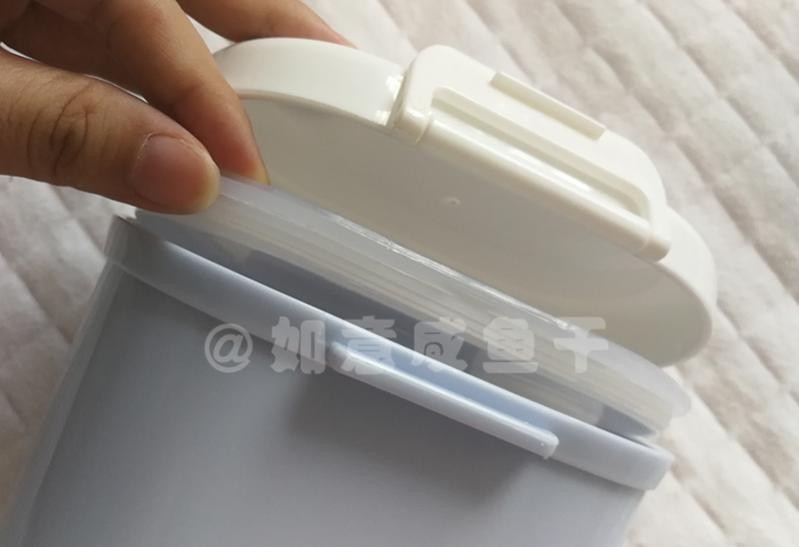 养孩子奶粉怎么选择,养娃省钱攻略婴儿