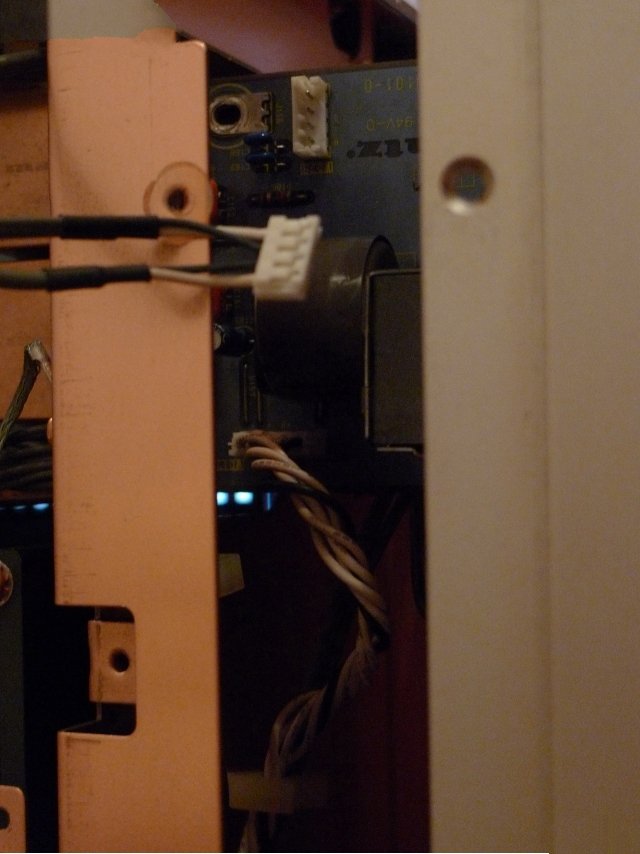 烧友为求效果口袋钱又不够，只好玩二手，马兰士PM14SA老机焕青春