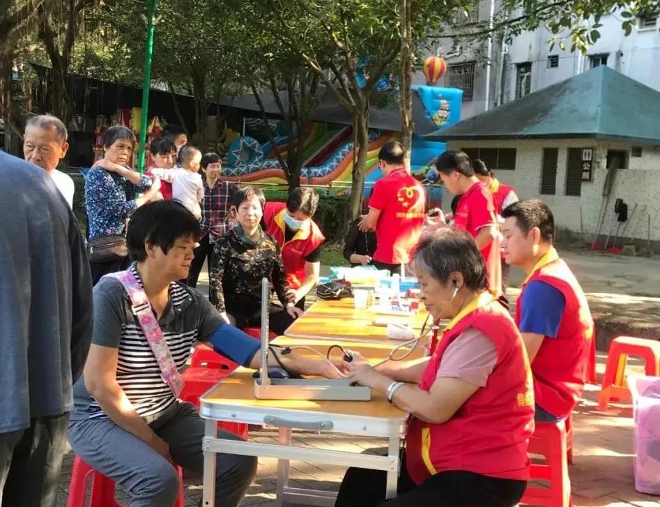 志愿服务我们齐参与,志愿服务我们一直在路上