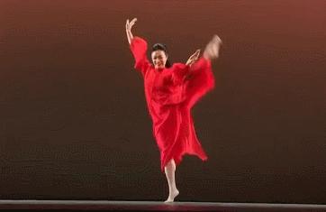 37针不打麻药，翻开皮肉剔除毛囊，做变性手术的金星曾有多痛苦？