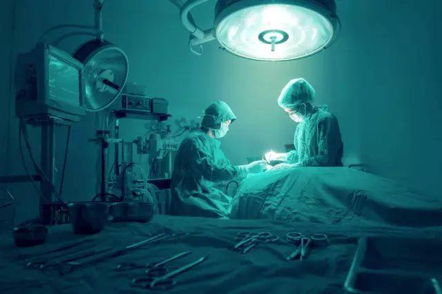 网红整容去世背后的医美生意：暴利、欺诈、占领县城