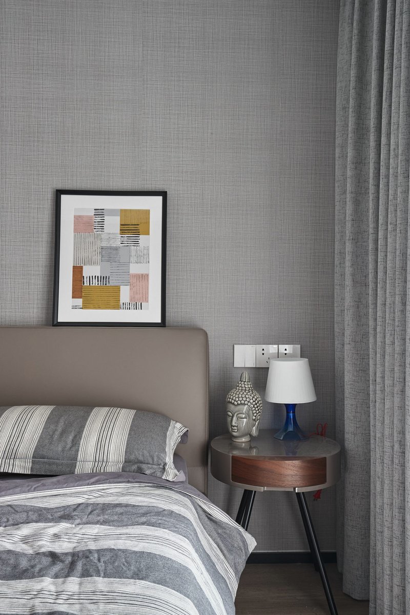 高级灰烟粉真的惊艳,高级灰烟粉撩人轻熟风