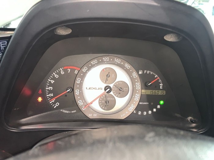 01年的雷克萨斯is200多少钱,2001年雷克萨斯is200