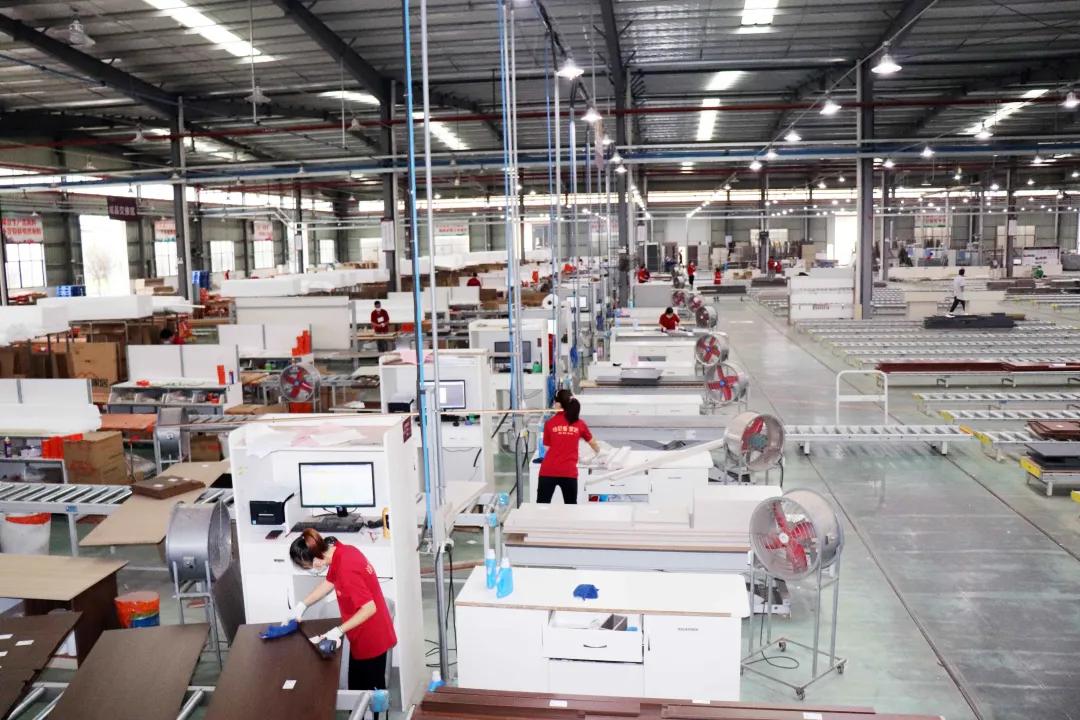 诗尼曼家居总部和智造基地,诗尼曼全屋定制工厂视频