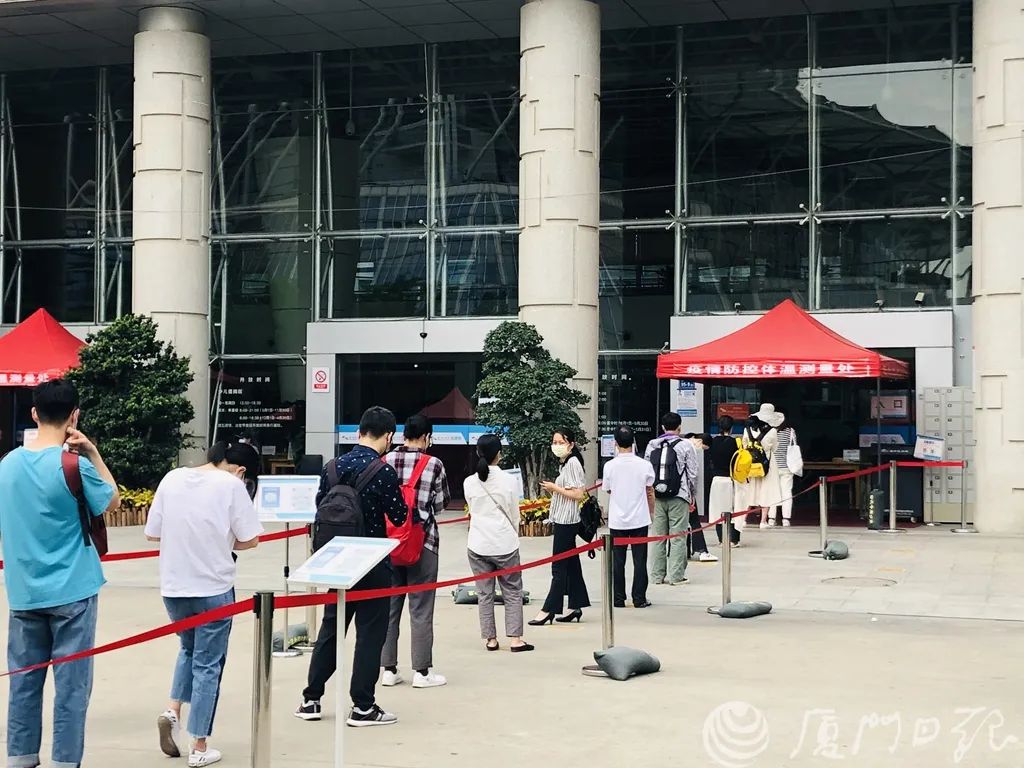 厦门轮渡码头游客可以购票吗 (厦门轮渡码头市民乘船免费吗现在)