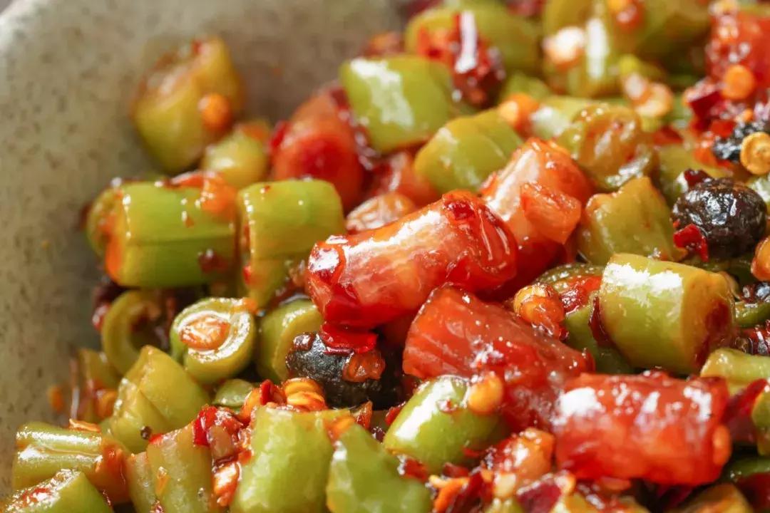 什么东西炒腊肠拌饭好吃,无敌下饭的腊肠酱