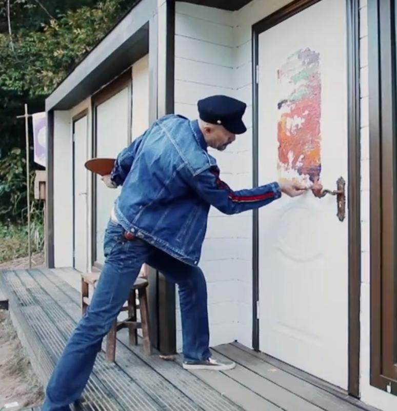 徐锦江皮衣外套,一路成年徐锦江性格