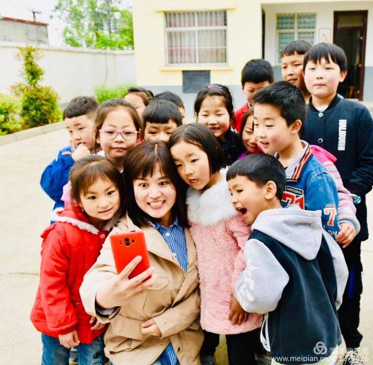 2019年“六一”节，洛阳巴图老师百幅儿童摄影图片