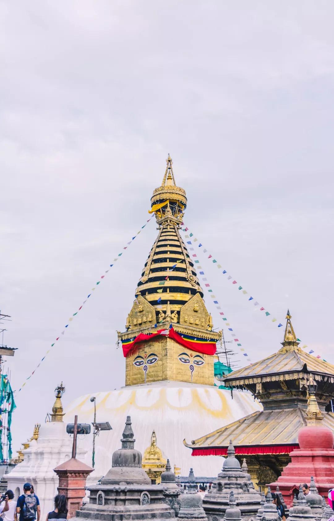 *局骗**和微笑,3000元带你体验双面尼泊尔