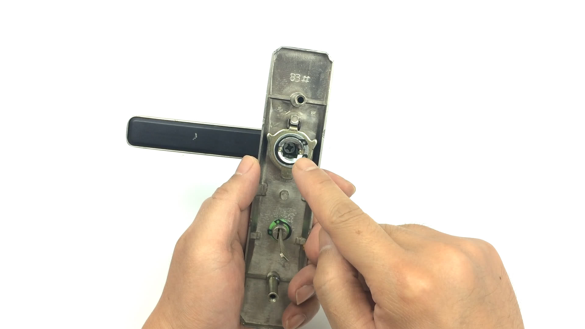 门把手松动拆不下来,门把手松动可以修吗