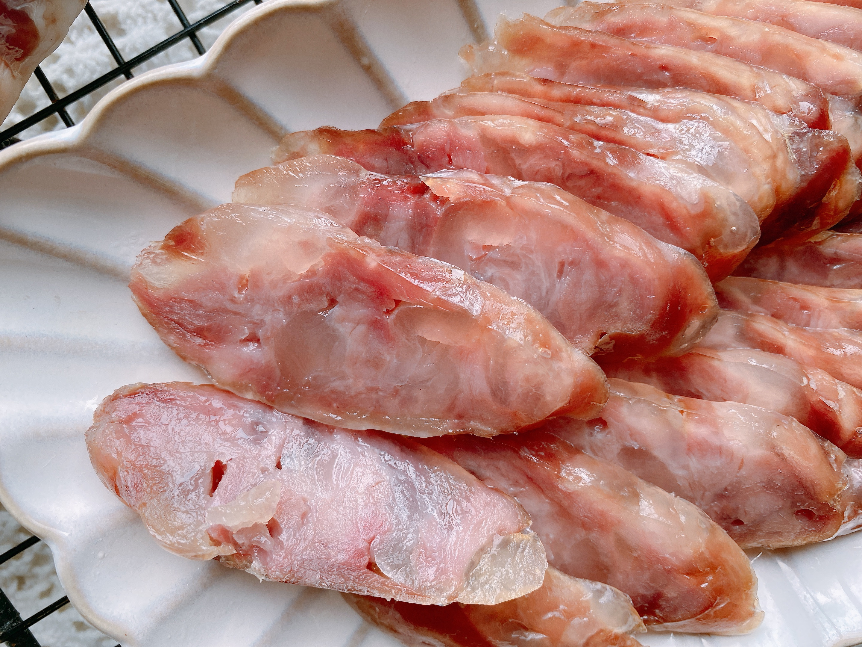 灌香肠放调料顺序,灌香肠最忌四种调料花椒