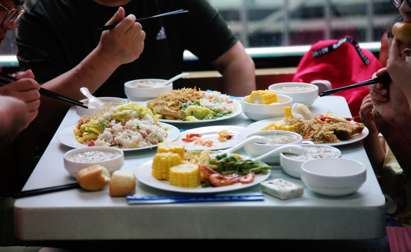 珠澳海湾夜游，看遍左手澳门右手珠海的繁华