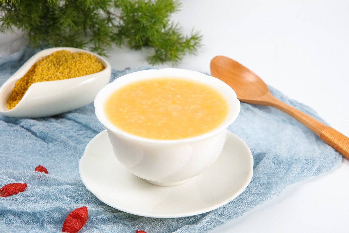 买小米是发黄好还是发白好,买小米怎么挑选才正确