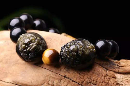 别再戴它了！揭露最大的风水*局骗**