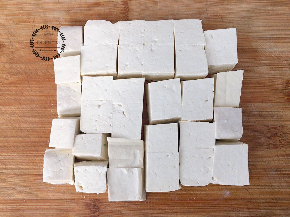 炒豆腐先放豆瓣酱还是豆腐,豆腐怎么炒不碎入味