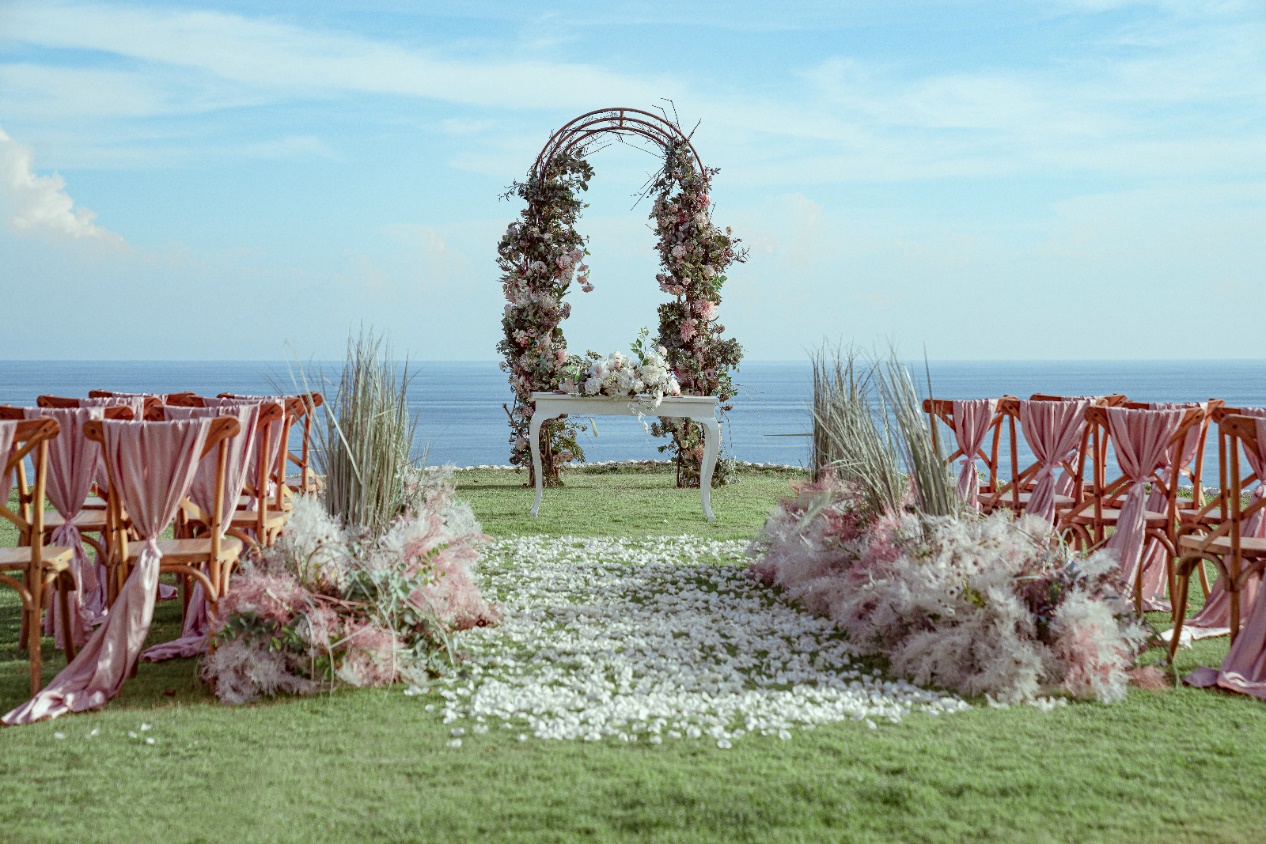 如何办个简单小型的婚礼,如何办一场只有俩人的婚礼